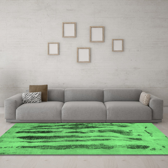 Machine Washable Abstract Emerald Green Modern Area Rugs in a Living Room,, wshabs751emgrn