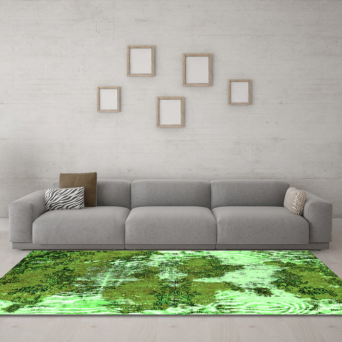 Machine Washable Abstract Green Modern Area Rugs in a Living Room,, wshabs753grn