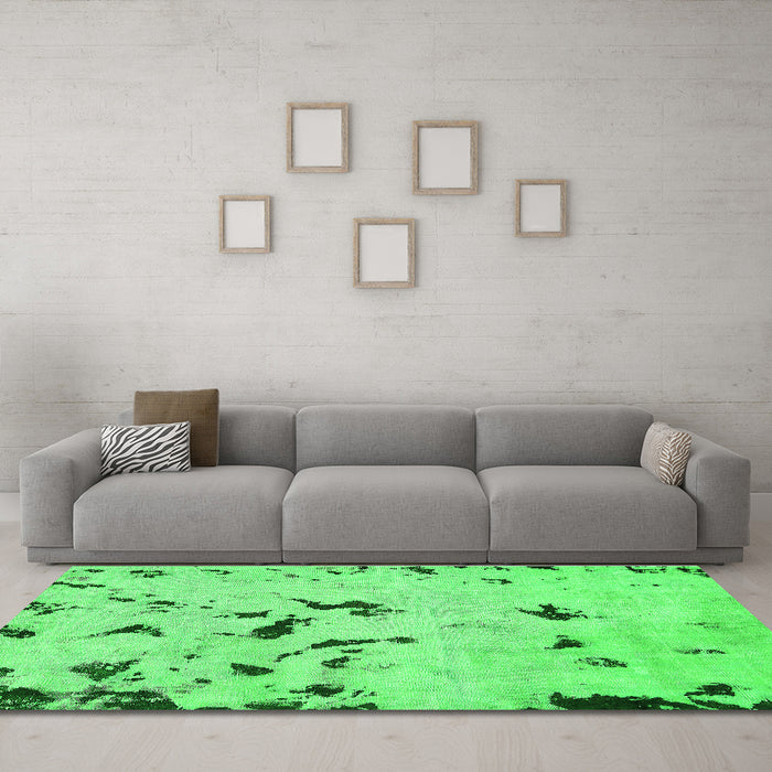 Machine Washable Abstract Green Modern Area Rugs in a Living Room,, wshabs754grn