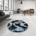 Round Machine Washable Abstract Columbia Blue Rug in a Office, wshabs756