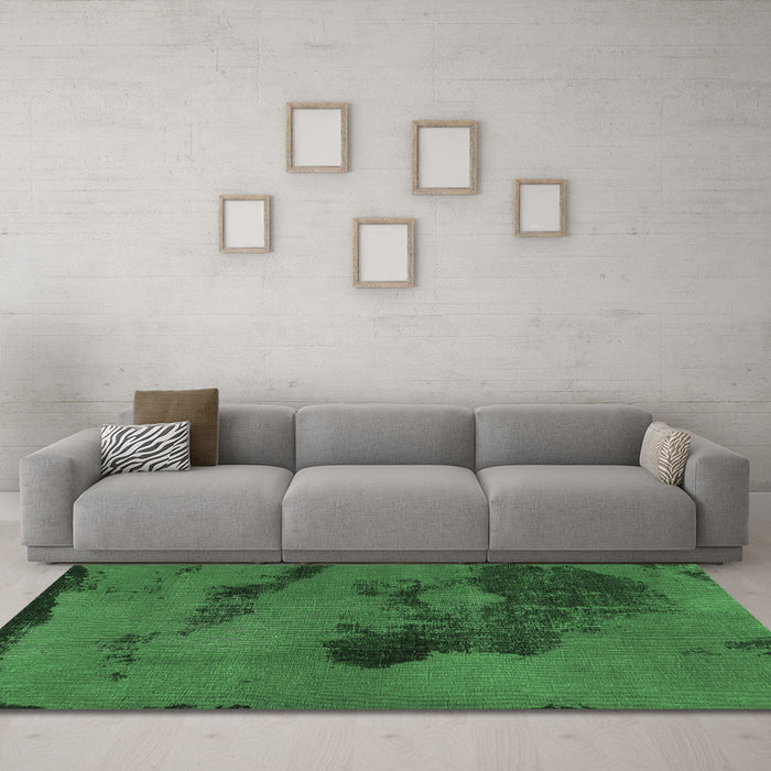 Machine Washable Abstract Emerald Green Modern Area Rugs in a Living Room,, wshabs758emgrn