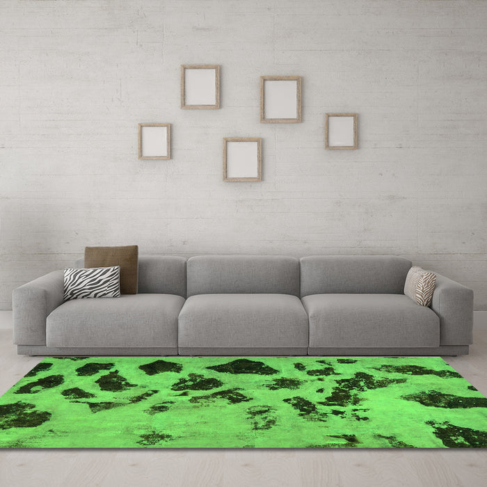 Machine Washable Abstract Green Modern Area Rugs in a Living Room,, wshabs760grn
