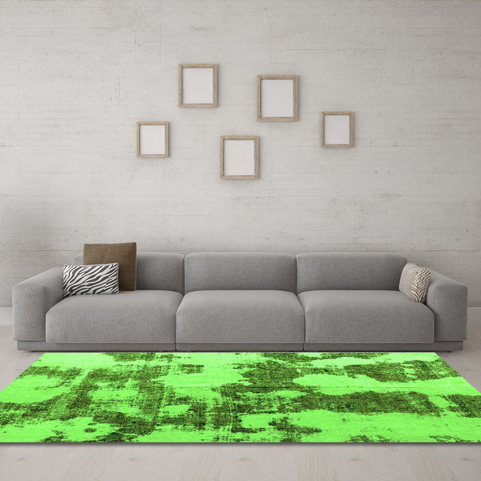 Machine Washable Abstract Green Modern Area Rugs in a Living Room,, wshabs761grn