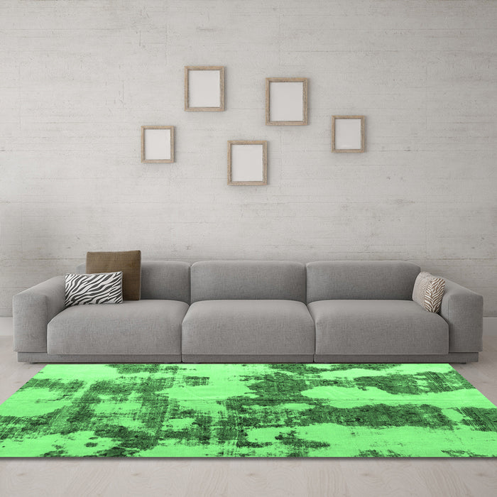 Machine Washable Abstract Emerald Green Modern Area Rugs in a Living Room,, wshabs761emgrn