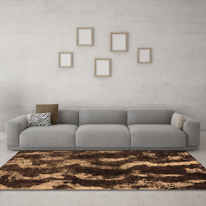 Machine Washable Abstract Brown Modern Rug in a Living Room,, wshabs763brn