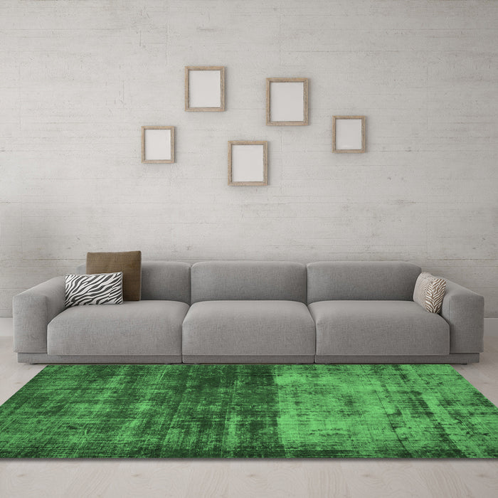 Machine Washable Abstract Emerald Green Modern Area Rugs in a Living Room,, wshabs766emgrn