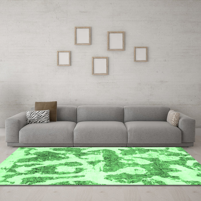 Machine Washable Abstract Emerald Green Modern Area Rugs in a Living Room,, wshabs767emgrn