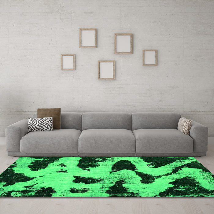 Machine Washable Abstract Green Modern Area Rugs in a Living Room,, wshabs769grn