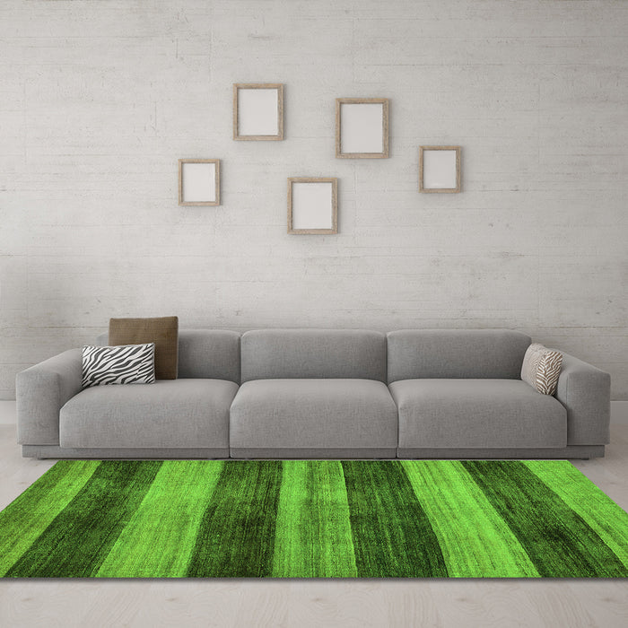 Machine Washable Abstract Green Modern Area Rugs in a Living Room,, wshabs76grn