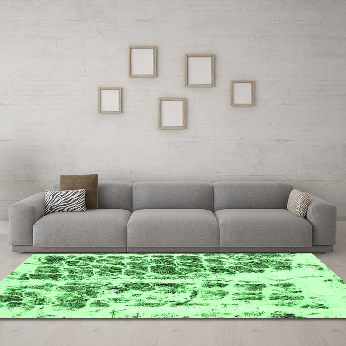 Machine Washable Abstract Emerald Green Modern Area Rugs in a Living Room,, wshabs773emgrn