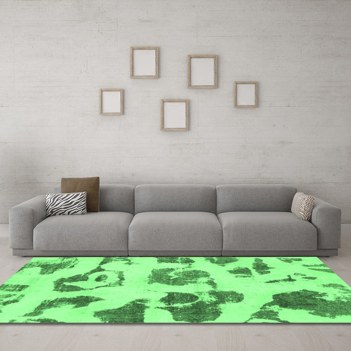 Machine Washable Abstract Emerald Green Modern Area Rugs in a Living Room,, wshabs775emgrn