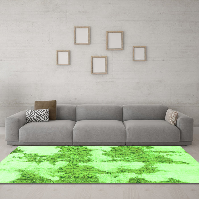 Machine Washable Abstract Green Modern Area Rugs in a Living Room,, wshabs781grn