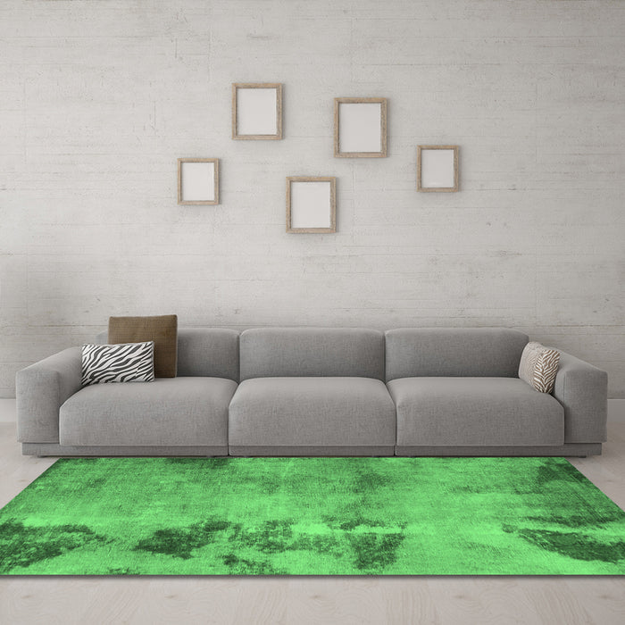 Machine Washable Abstract Emerald Green Modern Area Rugs in a Living Room,, wshabs785emgrn