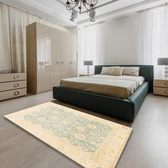 Abstract Golden Blonde Gold Oriental Rug in a Bedroom, abs793