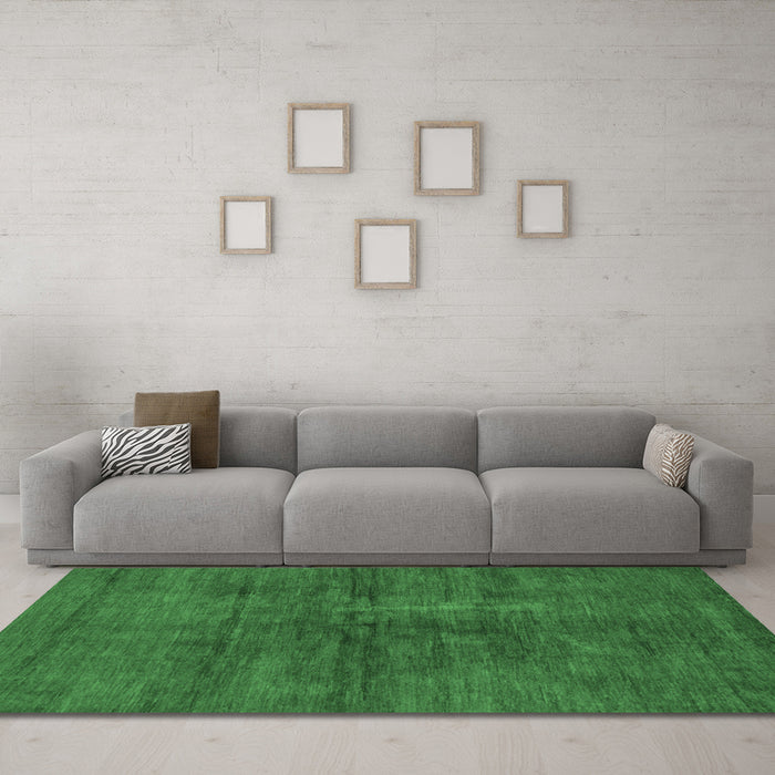 Machine Washable Abstract Emerald Green Modern Area Rugs in a Living Room,, wshabs797emgrn