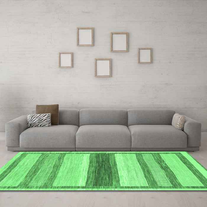 Machine Washable Abstract Emerald Green Modern Area Rugs in a Living Room,, wshabs799emgrn
