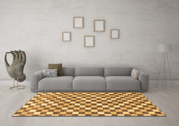 Machine Washable Checkered Brown Modern Rug in a Living Room,, wshabs805brn