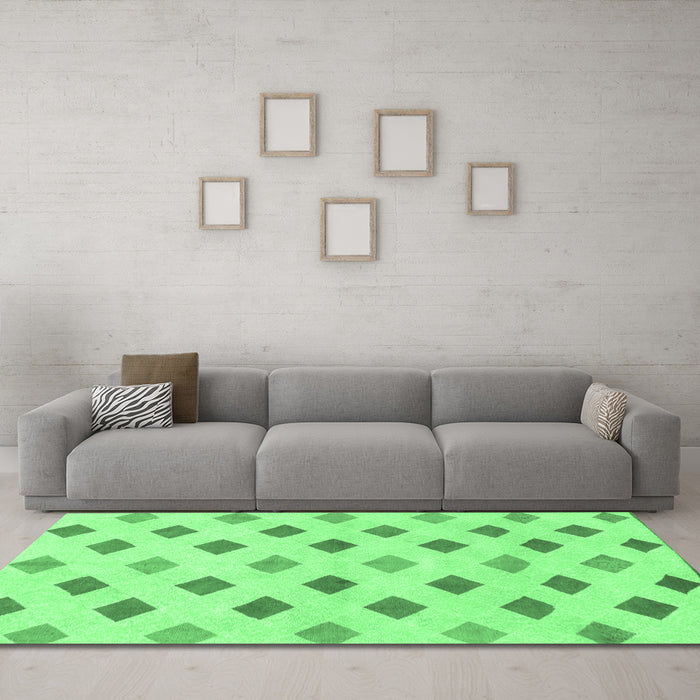 Machine Washable Solid Emerald Green Modern Area Rugs in a Living Room,, wshabs807emgrn