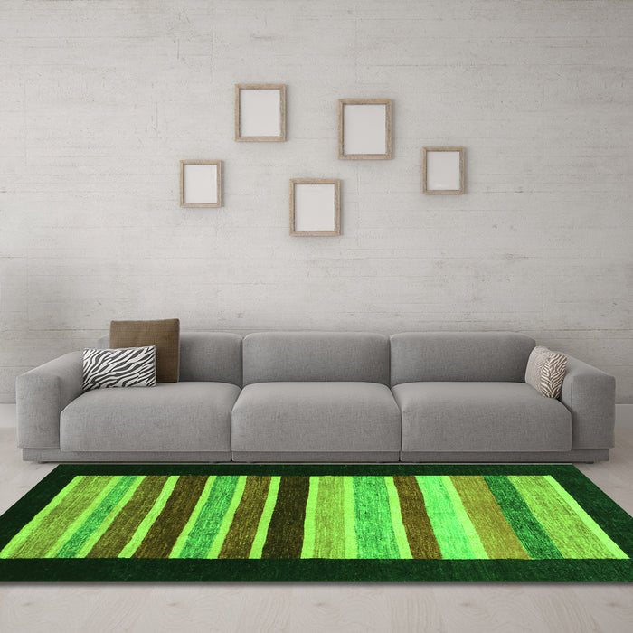 Machine Washable Abstract Green Modern Area Rugs in a Living Room,, wshabs808grn
