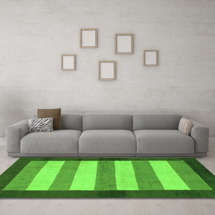 Machine Washable Abstract Green Modern Area Rugs in a Living Room,, wshabs809grn
