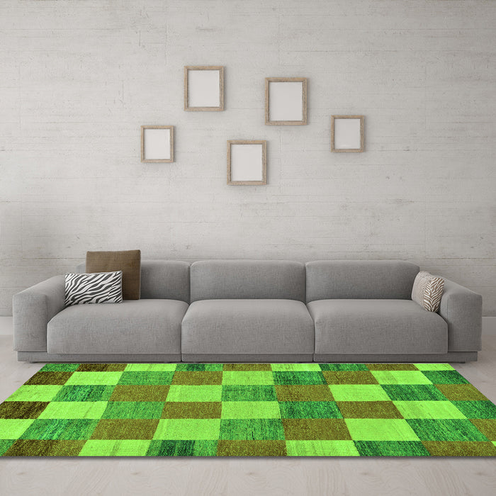 Machine Washable Checkered Green Modern Area Rugs in a Living Room,, wshabs80grn