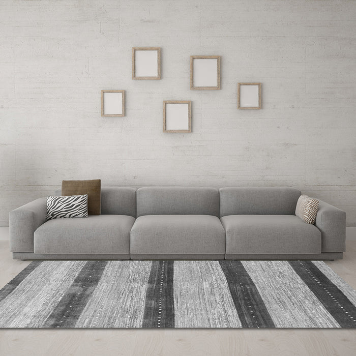 Machine Washable Abstract Gray Modern Rug in a Living Room,, wshabs818gry