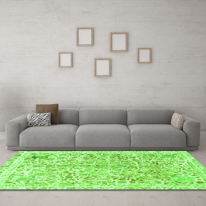 Machine Washable Abstract Green Modern Area Rugs in a Living Room,, wshabs821grn