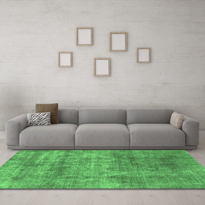 Machine Washable Abstract Emerald Green Modern Area Rugs in a Living Room,, wshabs823emgrn
