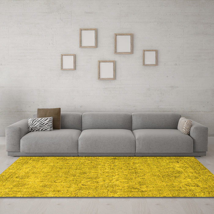 Machine Washable Abstract Yellow Modern Rug in a Living Room, wshabs826yw