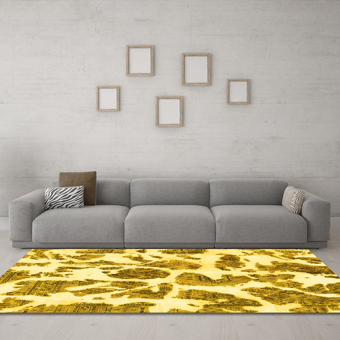 Machine Washable Abstract Yellow Modern Rug in a Living Room, wshabs835yw