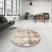 Round Machine Washable Abstract Gold Rug in a Office, wshabs837