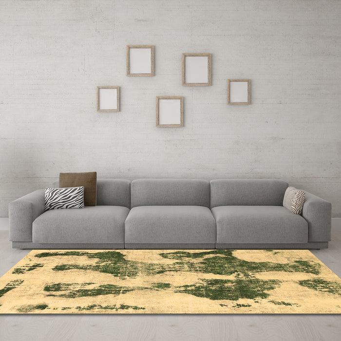 Machine Washable Abstract Brown Modern Rug in a Living Room,, wshabs838brn