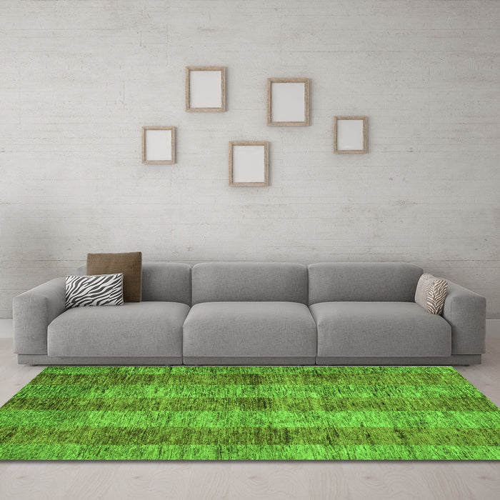 Machine Washable Abstract Green Modern Area Rugs in a Living Room,, wshabs83grn