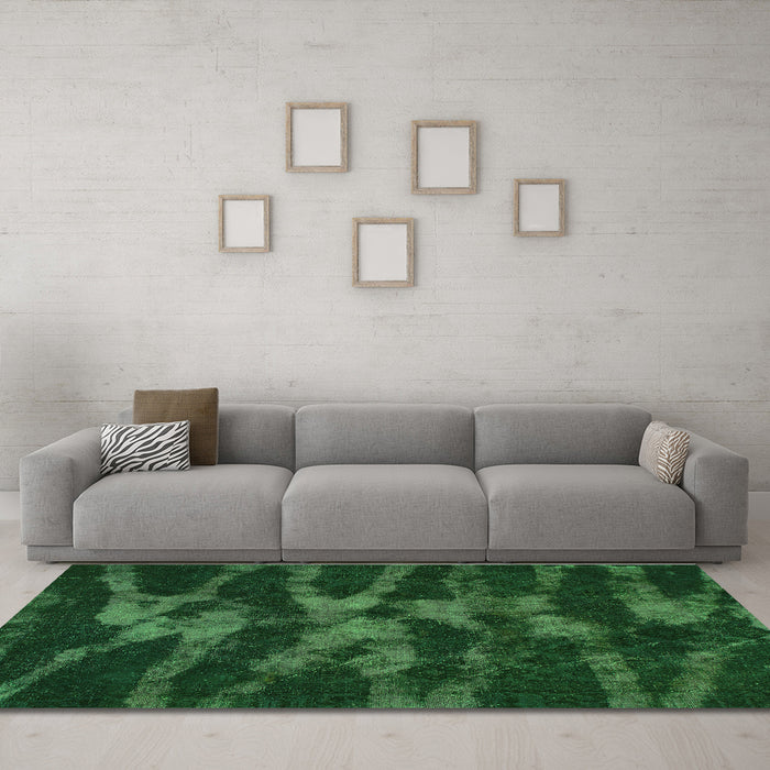 Machine Washable Abstract Green Modern Area Rugs in a Living Room,, wshabs842grn