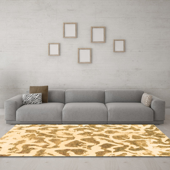 Machine Washable Abstract Brown Modern Rug in a Living Room,, wshabs847brn