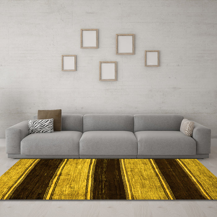 Machine Washable Abstract Yellow Modern Rug in a Living Room, wshabs85yw