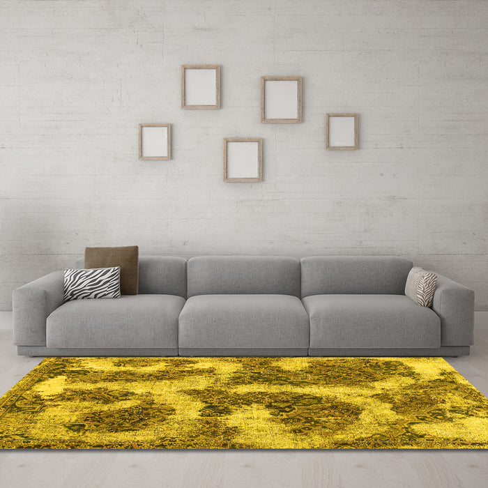 Machine Washable Abstract Yellow Modern Rug in a Living Room, wshabs865yw