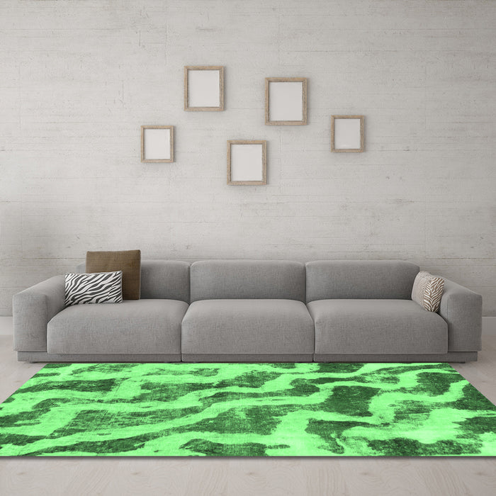 Machine Washable Abstract Emerald Green Modern Area Rugs in a Living Room,, wshabs868emgrn