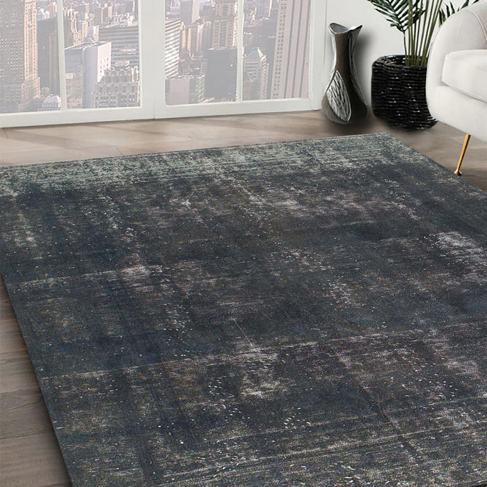 Machine Washable Abstract Grey Gray Rug in a Family Room, wshabs872