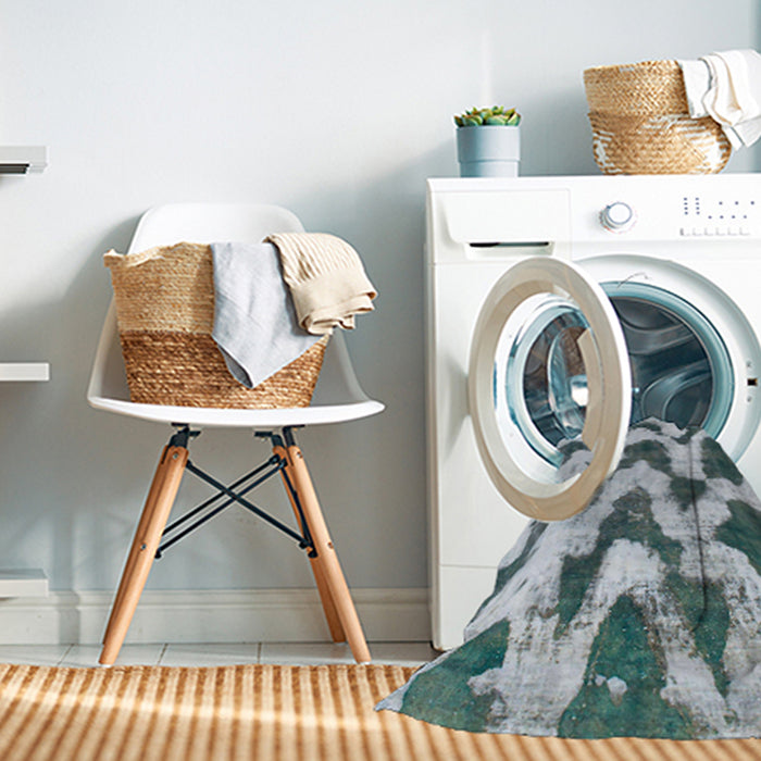 Machine Washable Abstract Light Steel Blue Rug in a Washing Machine, wshabs873