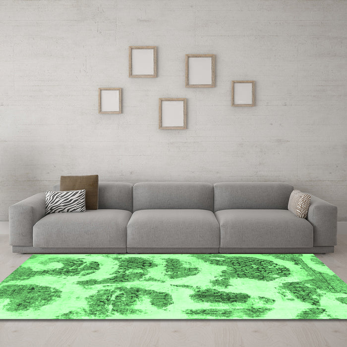 Machine Washable Abstract Emerald Green Modern Area Rugs in a Living Room,, wshabs878emgrn