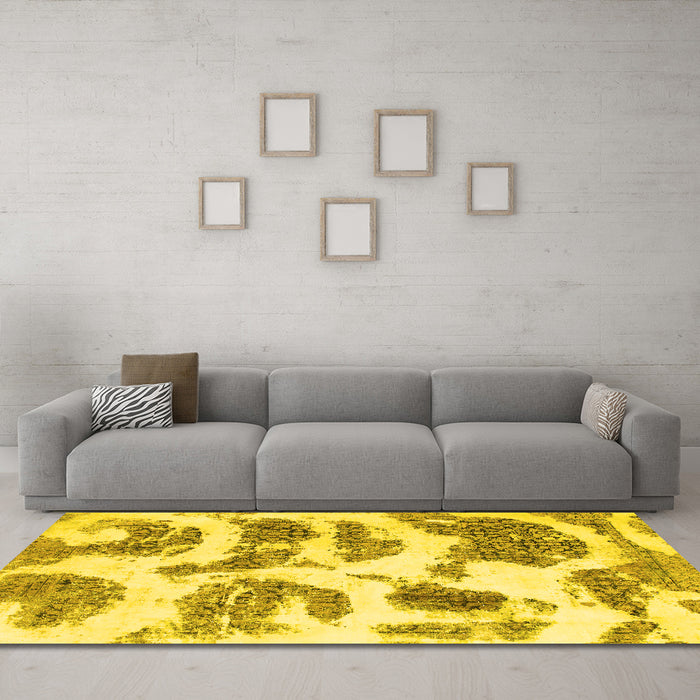 Machine Washable Abstract Yellow Modern Rug in a Living Room, wshabs878yw