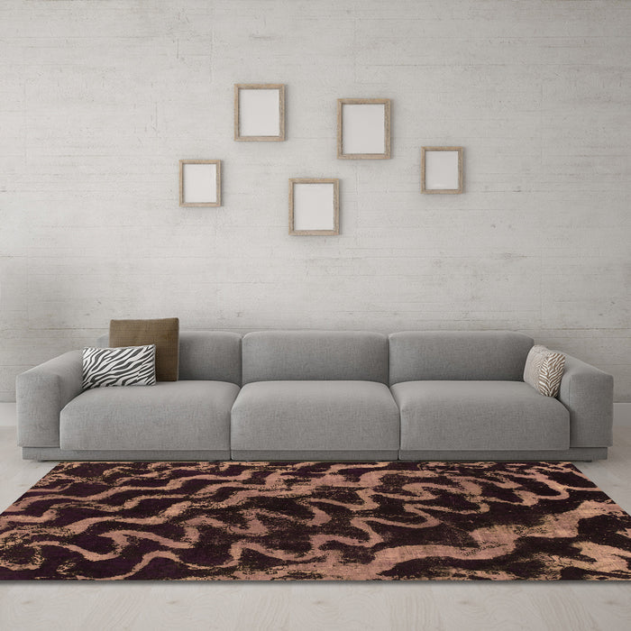 Machine Washable Abstract Brown Modern Rug in a Living Room,, wshabs879brn