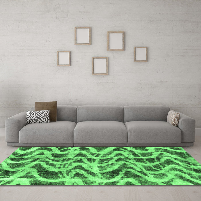 Machine Washable Abstract Emerald Green Modern Area Rugs in a Living Room,, wshabs880emgrn