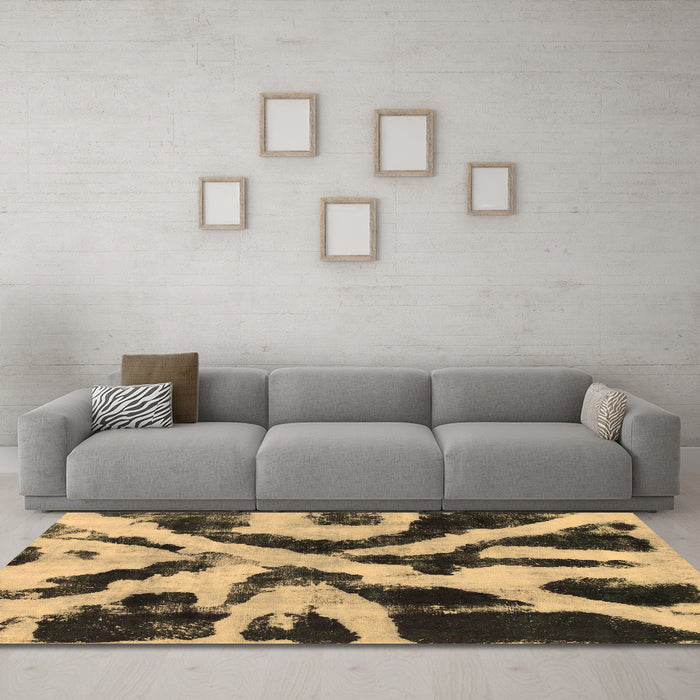 Machine Washable Abstract Brown Modern Rug in a Living Room,, wshabs882brn