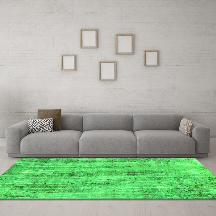 Machine Washable Abstract Green Modern Area Rugs in a Living Room,, wshabs884grn