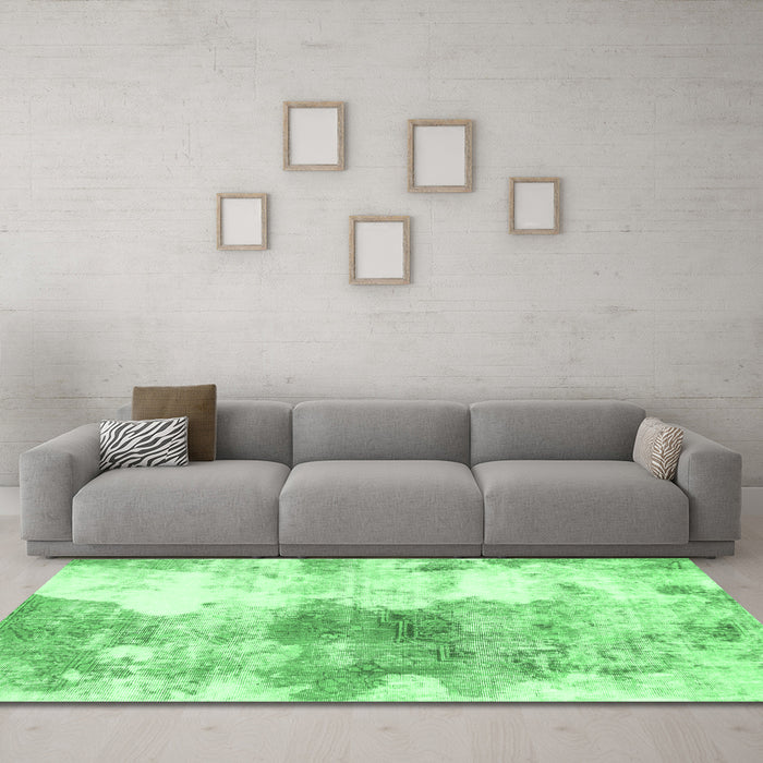 Machine Washable Abstract Emerald Green Modern Area Rugs in a Living Room,, wshabs890emgrn