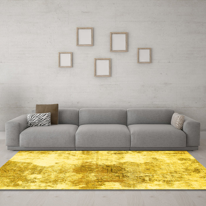 Machine Washable Abstract Yellow Modern Rug in a Living Room, wshabs890yw