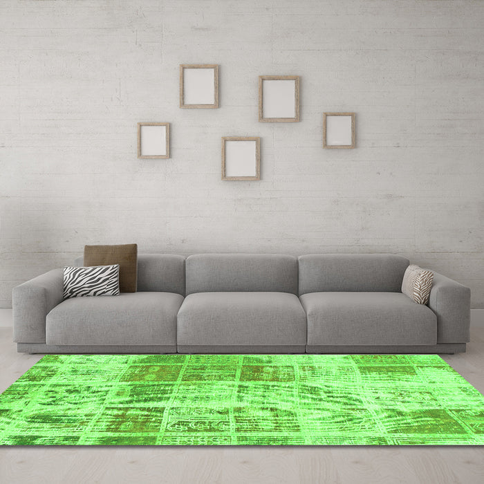 Machine Washable Abstract Green Modern Area Rugs in a Living Room,, wshabs891grn