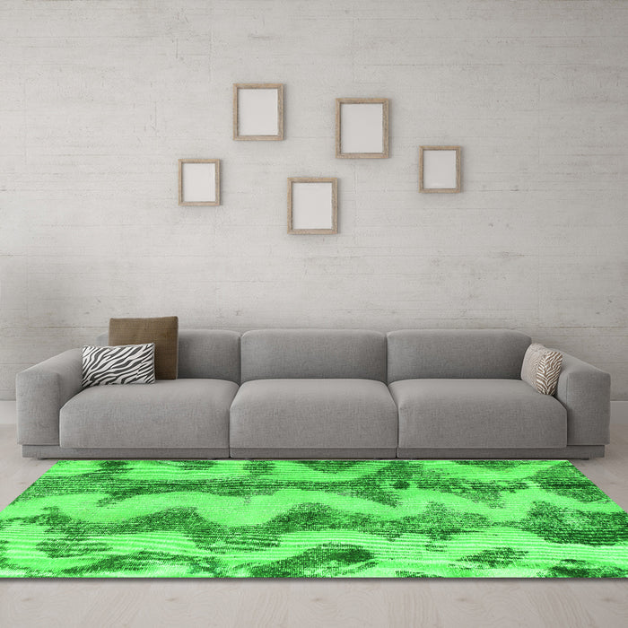 Machine Washable Abstract Green Modern Area Rugs in a Living Room,, wshabs894grn